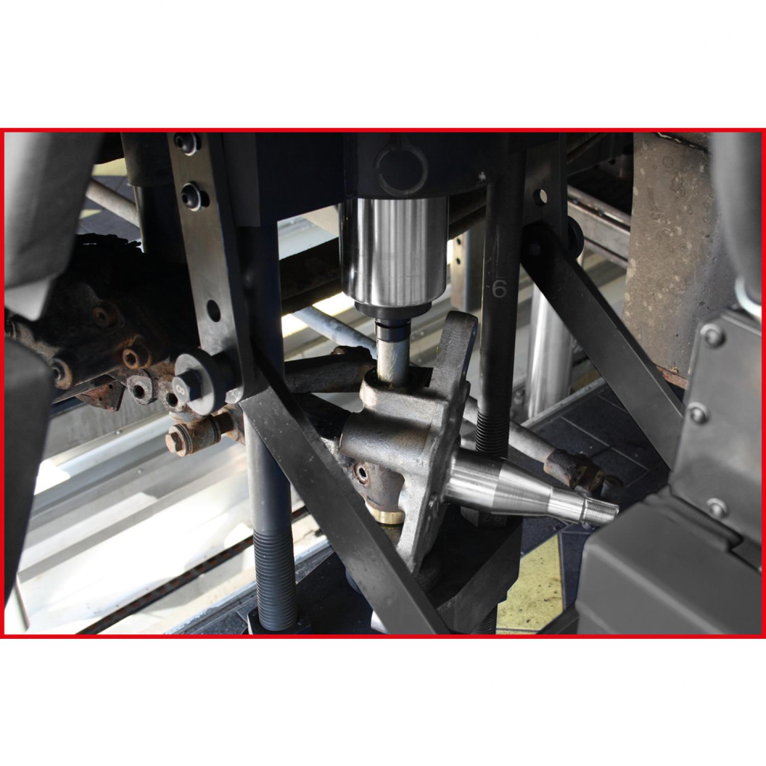 картинка Пресс для шкворня поворотного кулака, 75 т, с комплектом гильз, 29 шт от магазина "Элит-инструмент"