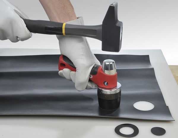 картинка Набор пробойников 2-49 мм BOEHM, 32 ПРЕДМЕТА | (для паронитовых и графитовых прокладок) BOEHM JLB249PA/7802 0249 Fplus от магазина "Элит-инструмент"