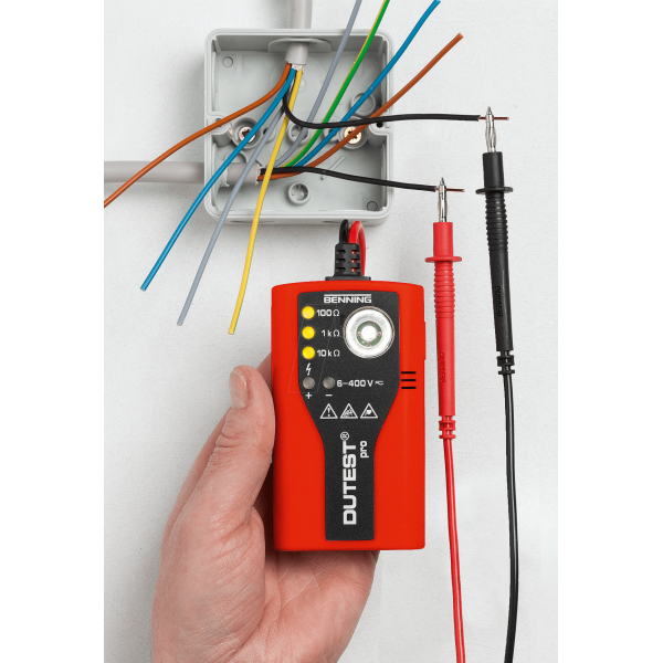 картинка BENNING DUTEST pro - Тестер напряжения (050156), CAT III 300 В/ 5575 0010 Fplus от магазина "Элит-инструмент"
