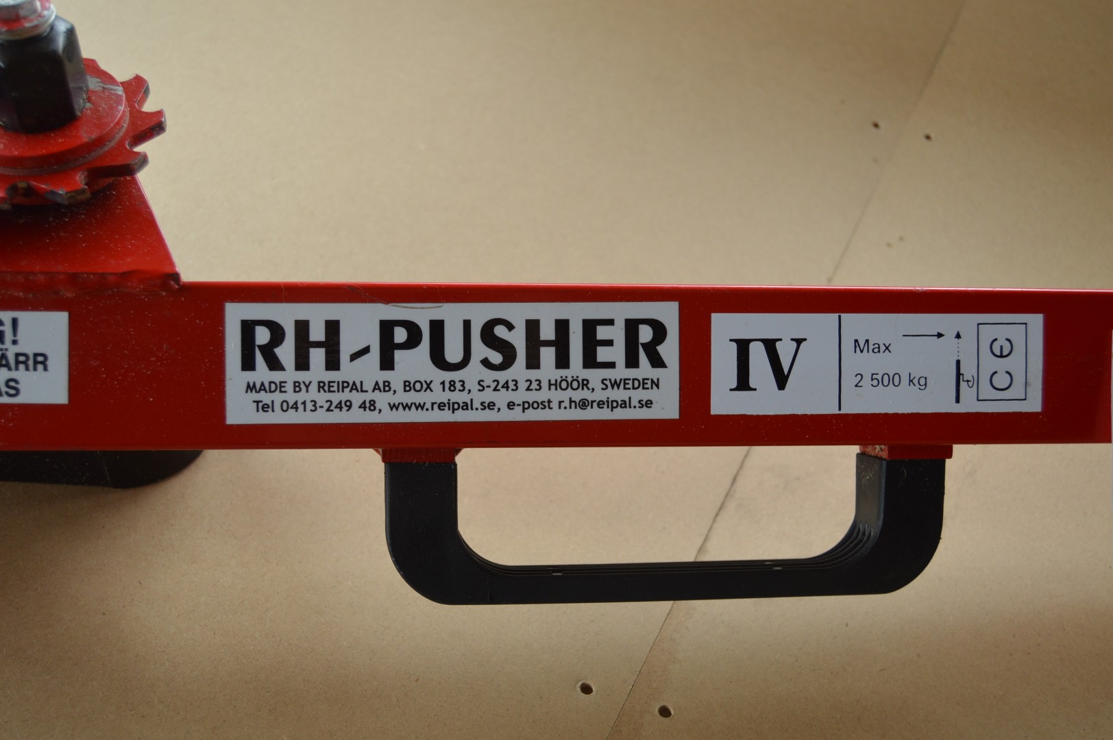 картинка Профессиональный ручной толкатель RH-Pusher V - E876 (Tree Jack/Timber Tools) от магазина "Элит-инструмент"