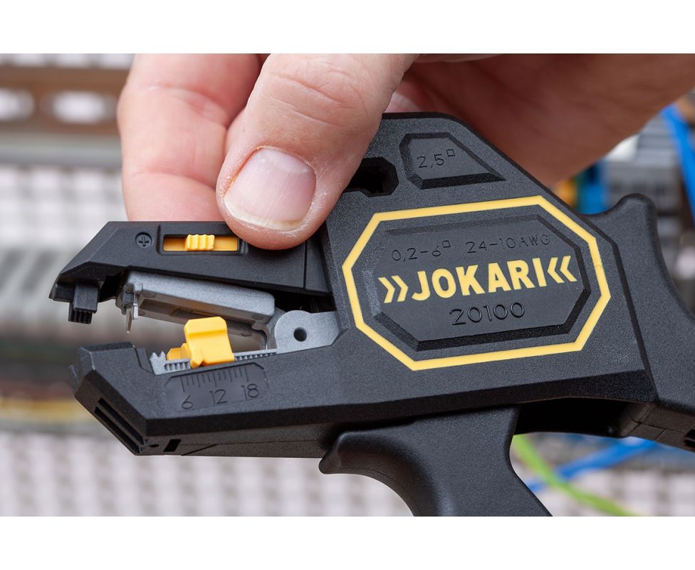 картинка Клещи Secura 2K для снятия изоляции с кабелей Jokari JK 20100 от магазина "Элит-инструмент"