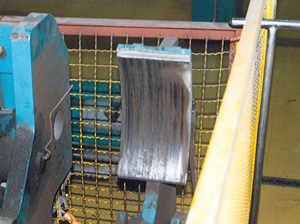 картинка WEICON HB 300 (1 кг) металлополимер наполненный сталью (wcn10450010) от магазина "Элит-инструмент"