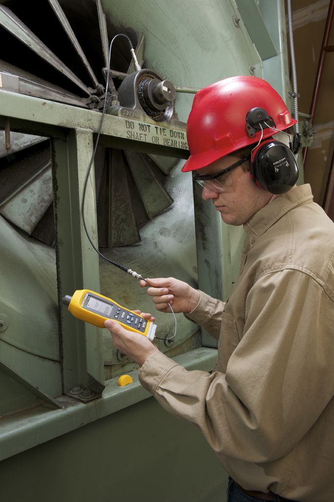 картинка Виброметр Fluke 805 + 805/ES 4918373 от магазина "Элит-инструмент"