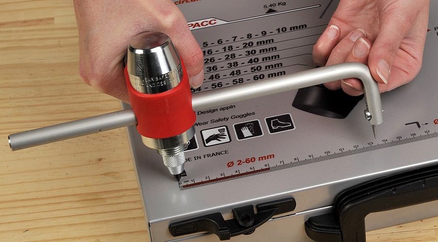 картинка Набор пробойников 2-30 мм BOEHM, 23 ПРЕДМЕТОВ  | (для паронитовых и графитовых прокладок) BOEHM JLB230PACC/7802 0230 Fplus от магазина "Элит-инструмент"