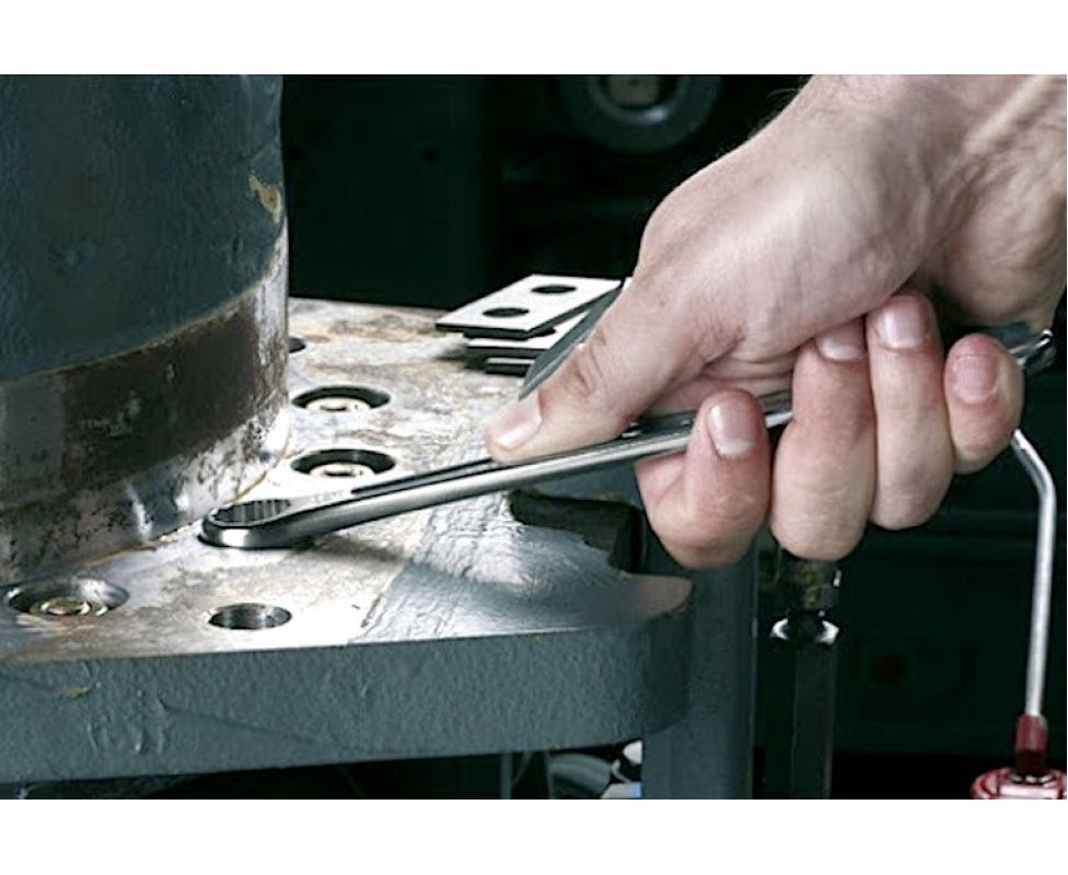 картинка Ключ гаечный комбинированный 26 мм Facom 440.26 от магазина "Элит-инструмент"