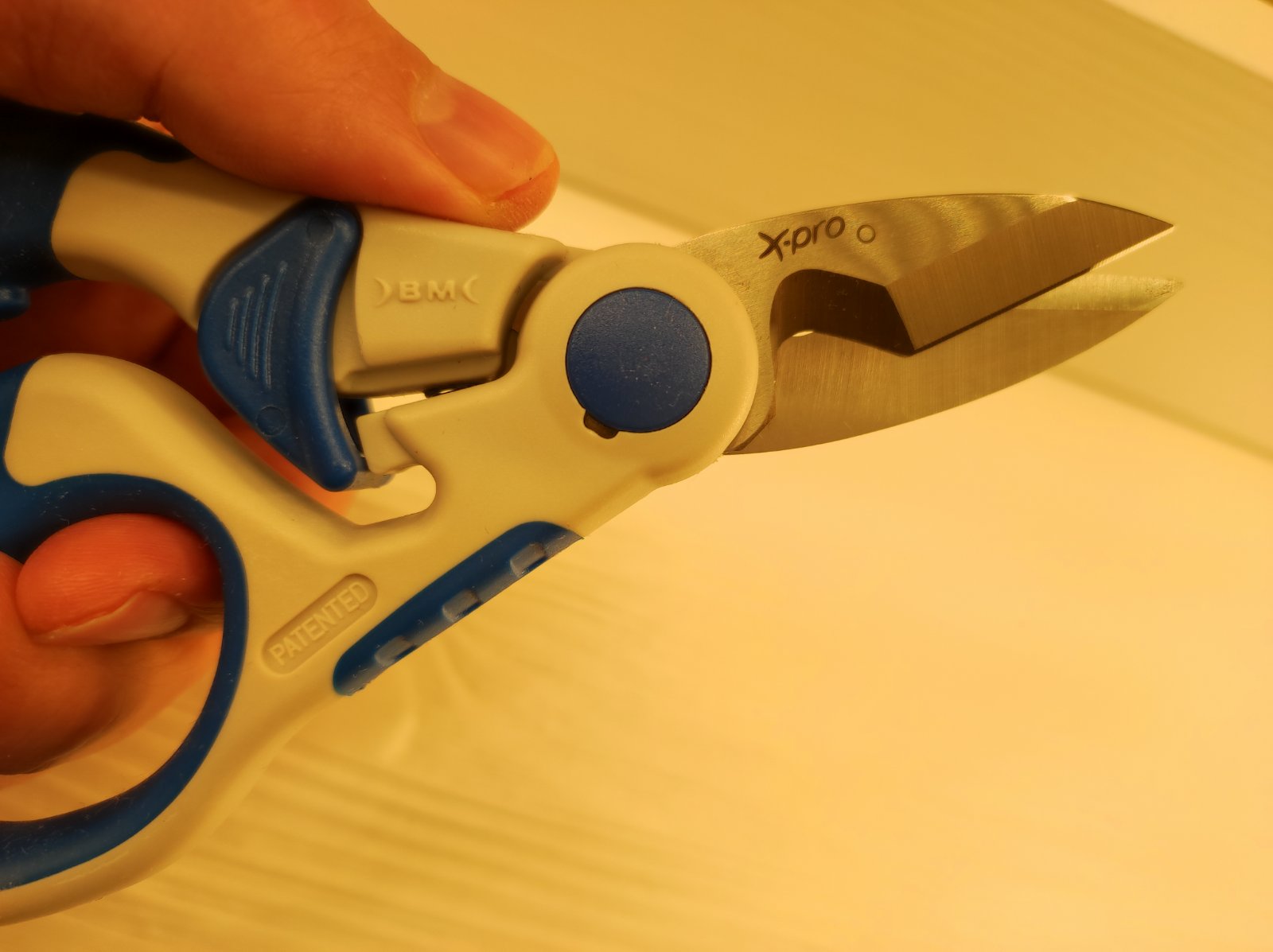 картинка Ножницы для резки кабеля и проводов 1325 BM сине-серые 153мм сверхлегкие SCISSORS · X-PRO EVO BMGROUP  от магазина "Элит-инструмент"