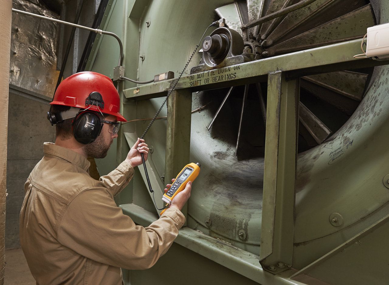 картинка Виброметр Fluke 805 + 805/ES 4918373 от магазина "Элит-инструмент"