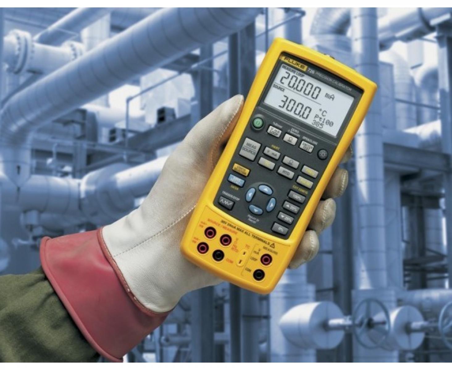 картинка Калибратор процессов многофункциональный Fluke 726 2452080 от магазина "Элит-инструмент"