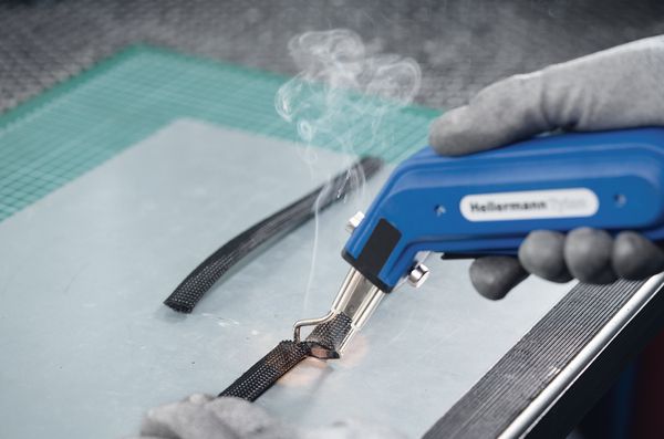 картинка HEGP15-PET-BK : HEGP15 HellermannTyton 170-11519 от магазина "Элит-инструмент"