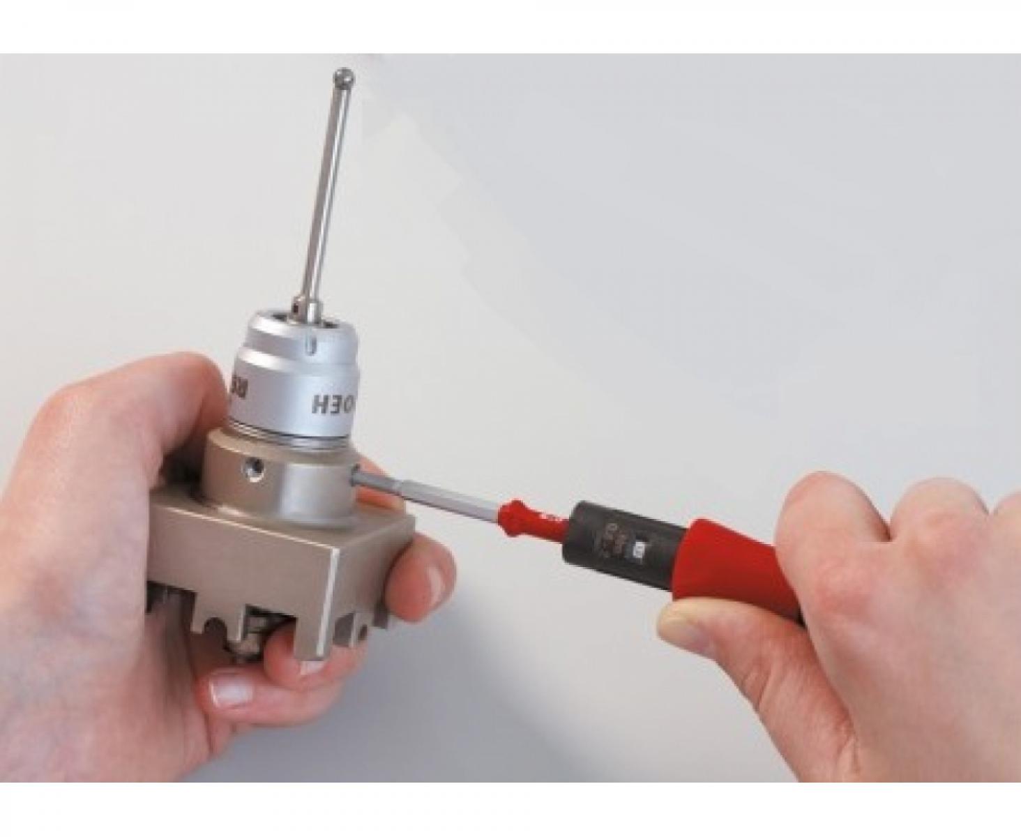 картинка Стартовый набор easyTorque Adapter electric 0,8 Нм XENO SL/PZ Wiha 41476 4 предмета от магазина "Элит-инструмент"