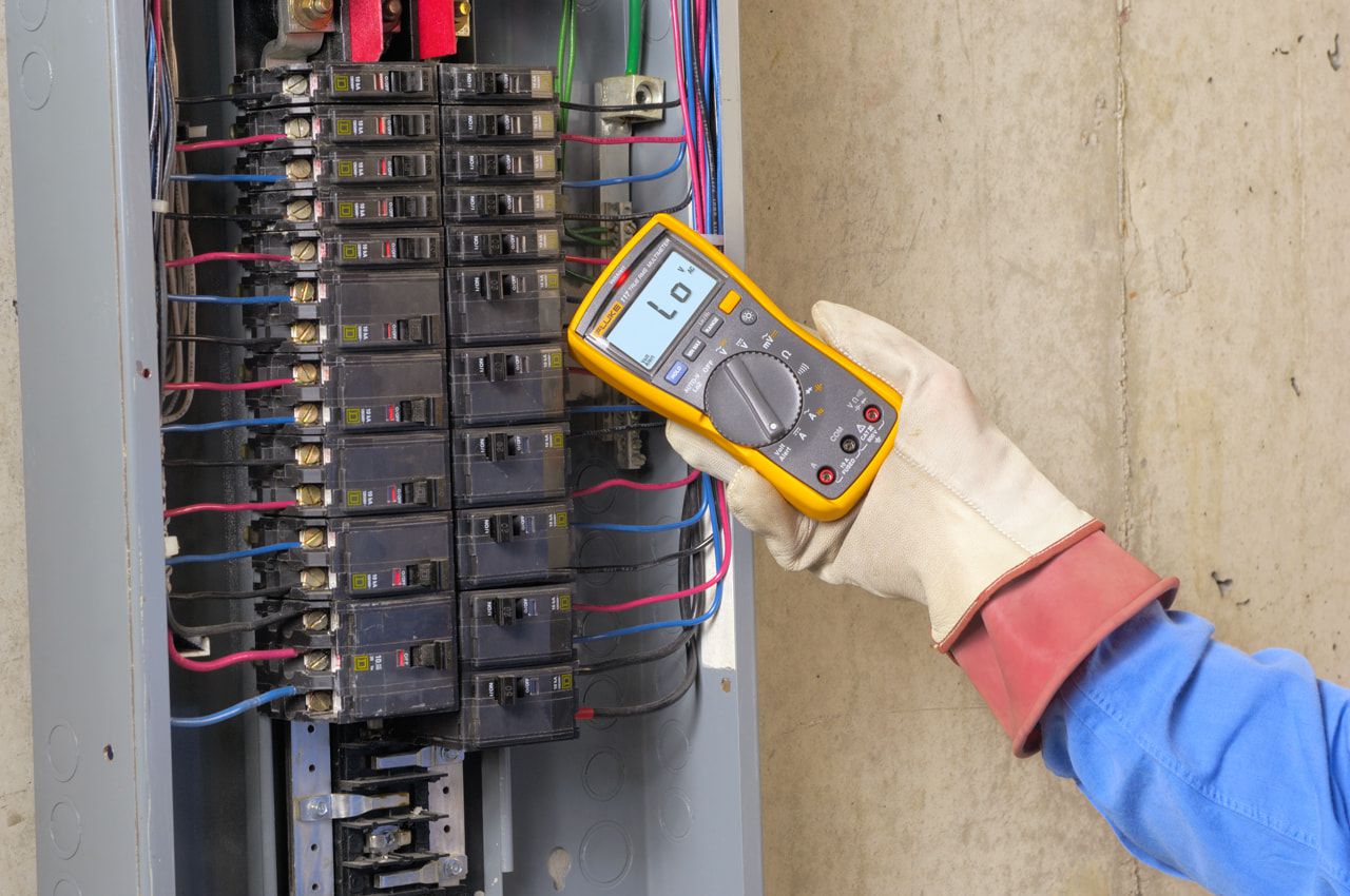 картинка Мультиметр Fluke 117 2583647 от магазина "Элит-инструмент"