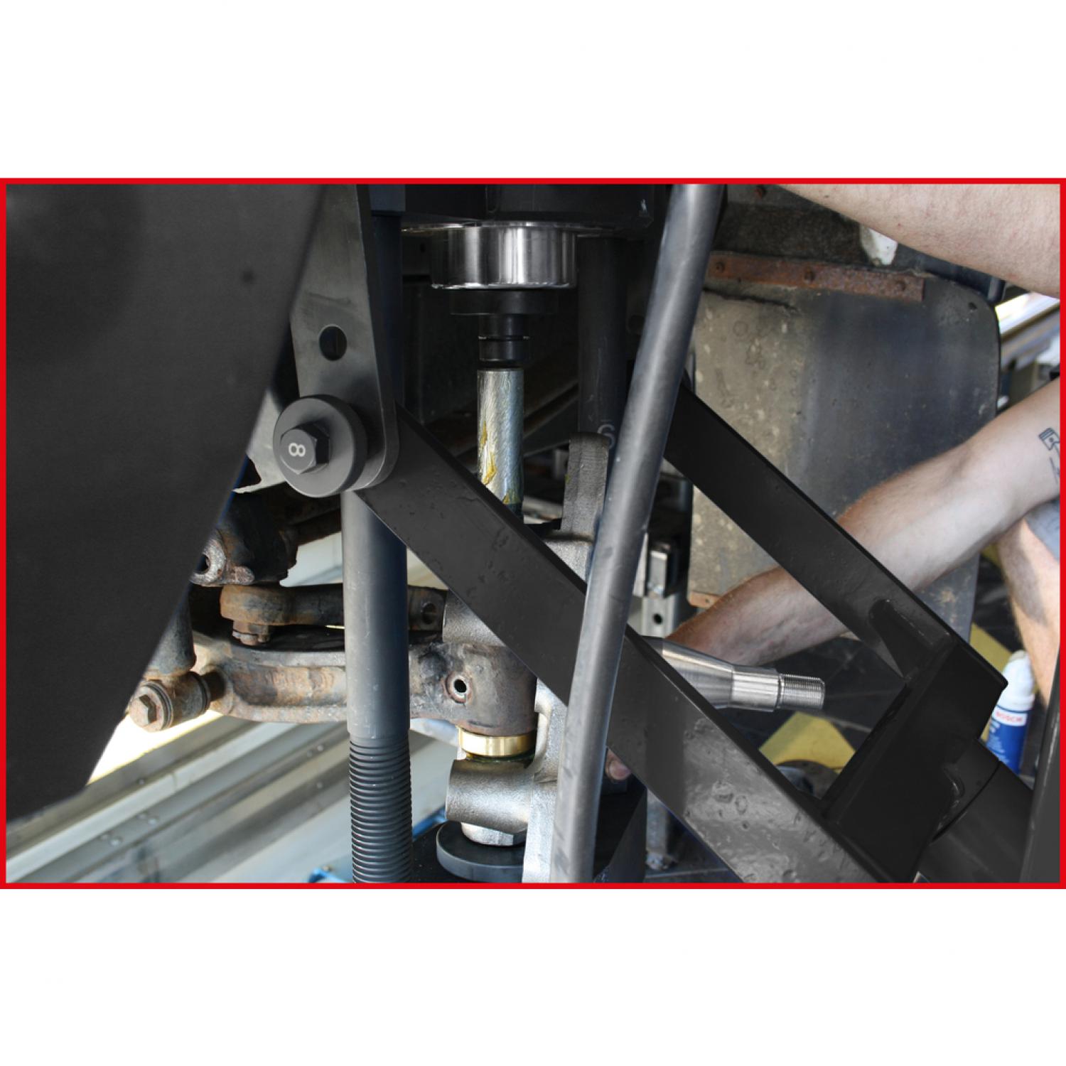 картинка Пресс для шкворня поворотного кулака, 75 т, с комплектом гильз, 29 шт от магазина "Элит-инструмент"