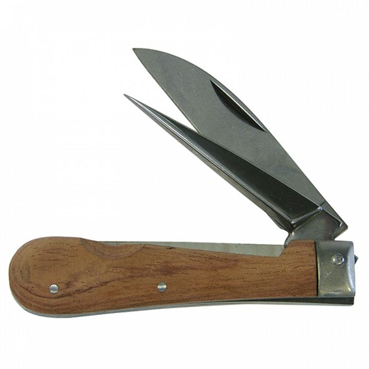 Нож с деревянной рукояткой, с развёрткой