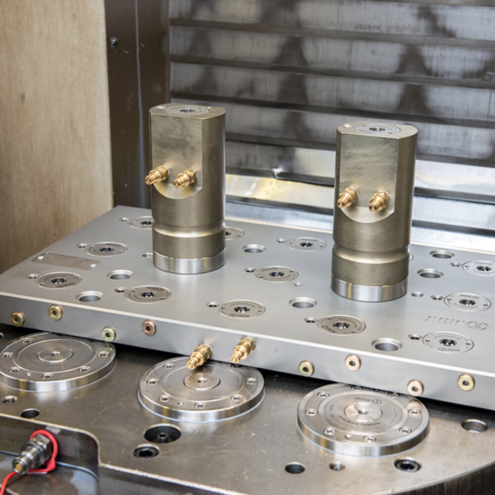 картинка Монтажный зажимной модуль, ввинчиваемый в корпус АМF 305953 от магазина "Элит-инструмент"