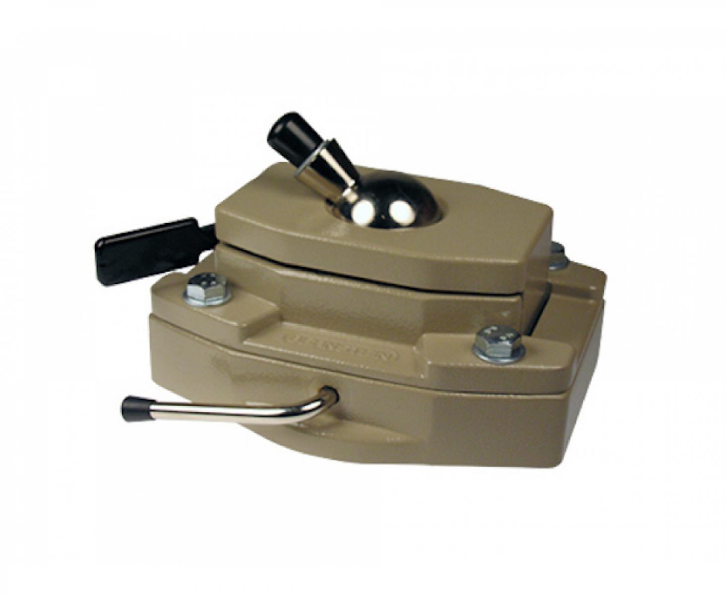 картинка Вакуумное основание с шаровым шарниром для тисков SPANNFIX Bernstein BS-9-210 от магазина "Элит-инструмент"