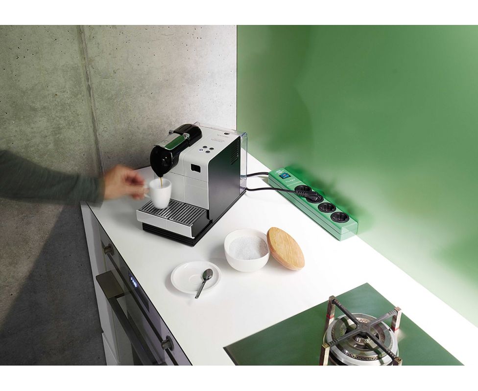 картинка Удлинитель сетевой 2 м Brennenstuhl hugo! H05VV-F 3G1,5 1150610184 голубой от магазина "Элит-инструмент"