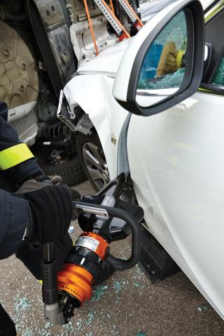 картинка Универсальный аварийно спасательный инструмент HCT 5111 Holmatro 150.012.314 от магазина "Элит-инструмент"