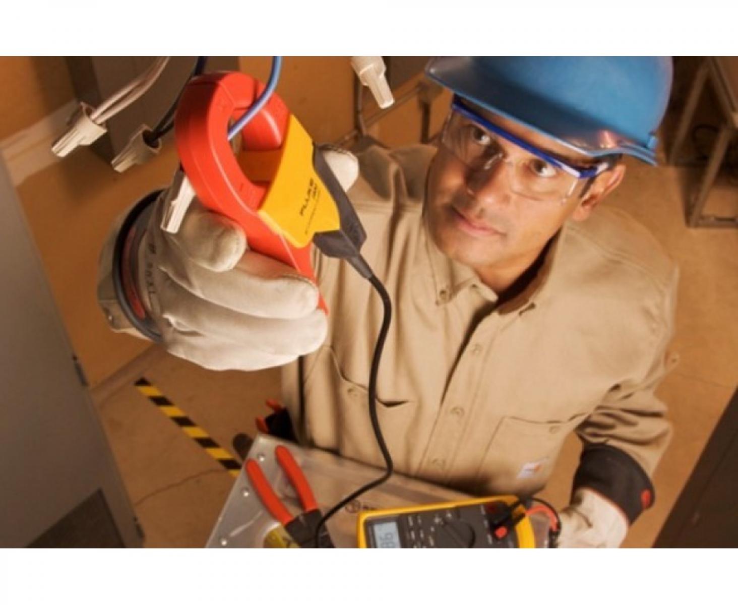 картинка Клещи токоизмерительные Fluke i400s 2277202 от магазина "Элит-инструмент"