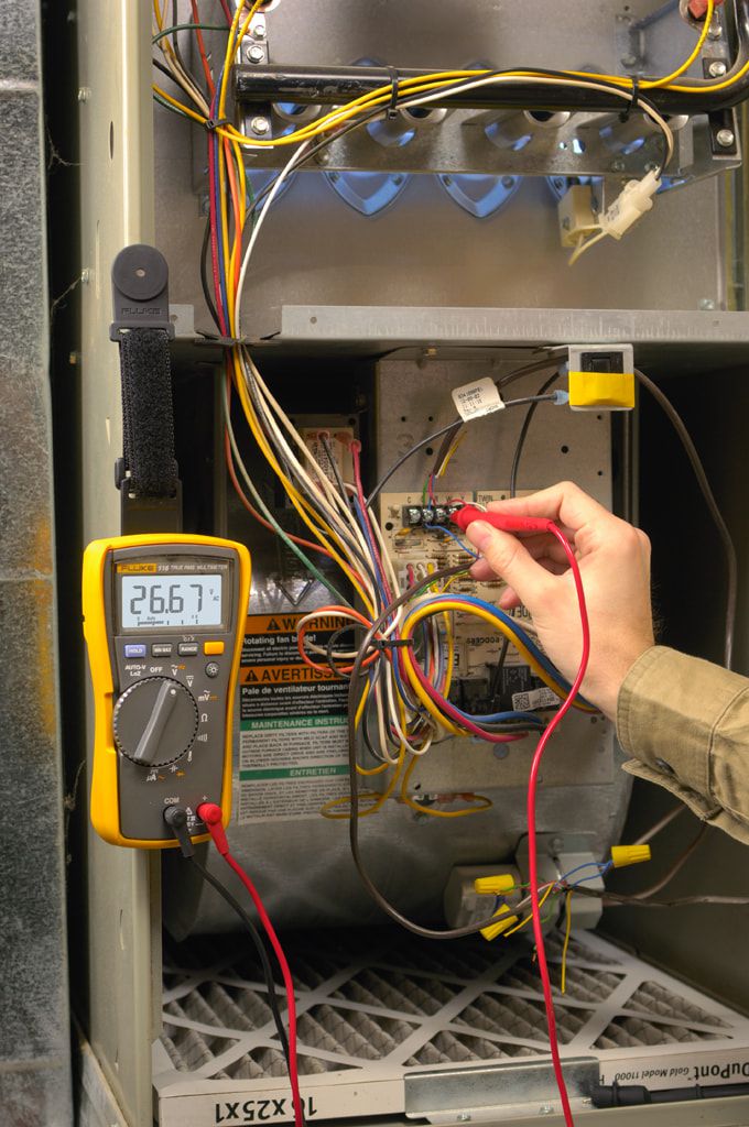 картинка Мультиметр Fluke 116 2583601 от магазина "Элит-инструмент"