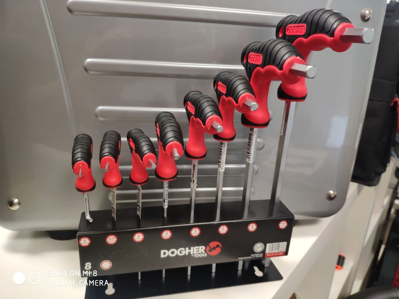 картинка Набор Т-образных профессиональных шестигранных отверток с шариком DOGHER Ref 618-001 от магазина "Элит-инструмент"