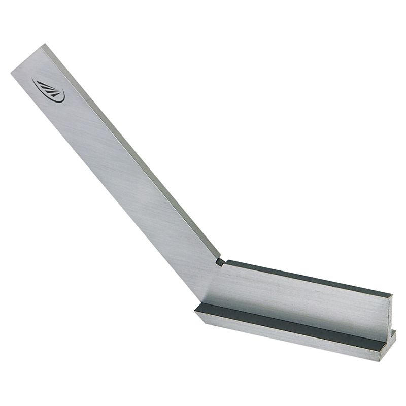 0395 143 Угольник HELIOS-PREISSER