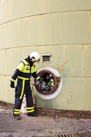 картинка Универсальный аварийно спасательный инструмент HCT 5111 Holmatro 150.012.314 от магазина "Элит-инструмент"