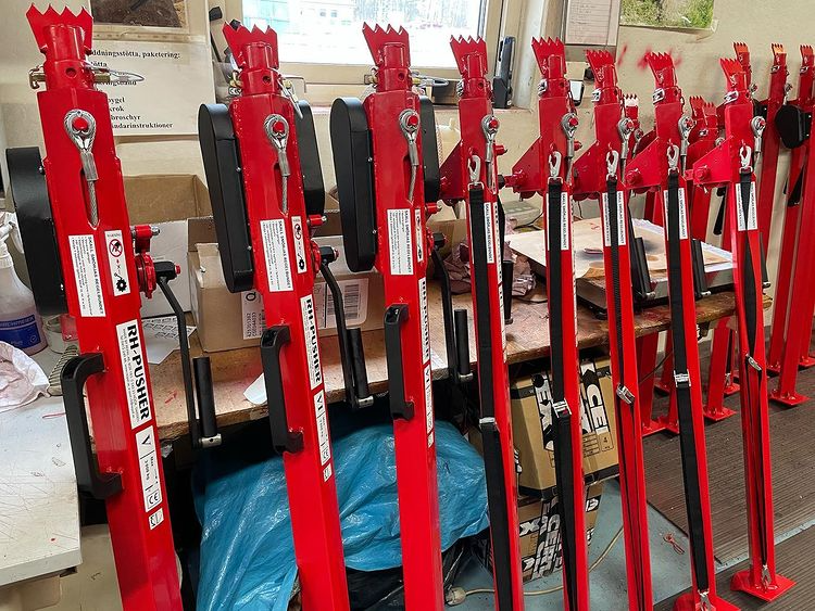 картинка Профессиональный ручной толкатель RH-Pusher IV - E995 (Tree Jack/Timber Tools) от магазина "Элит-инструмент"