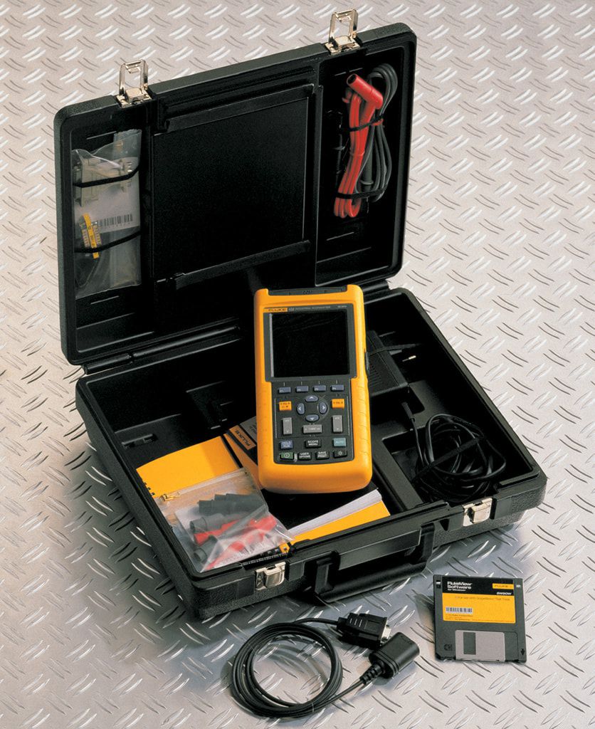 картинка Осциллограф Fluke 123/S 2063903 от магазина "Элит-инструмент"