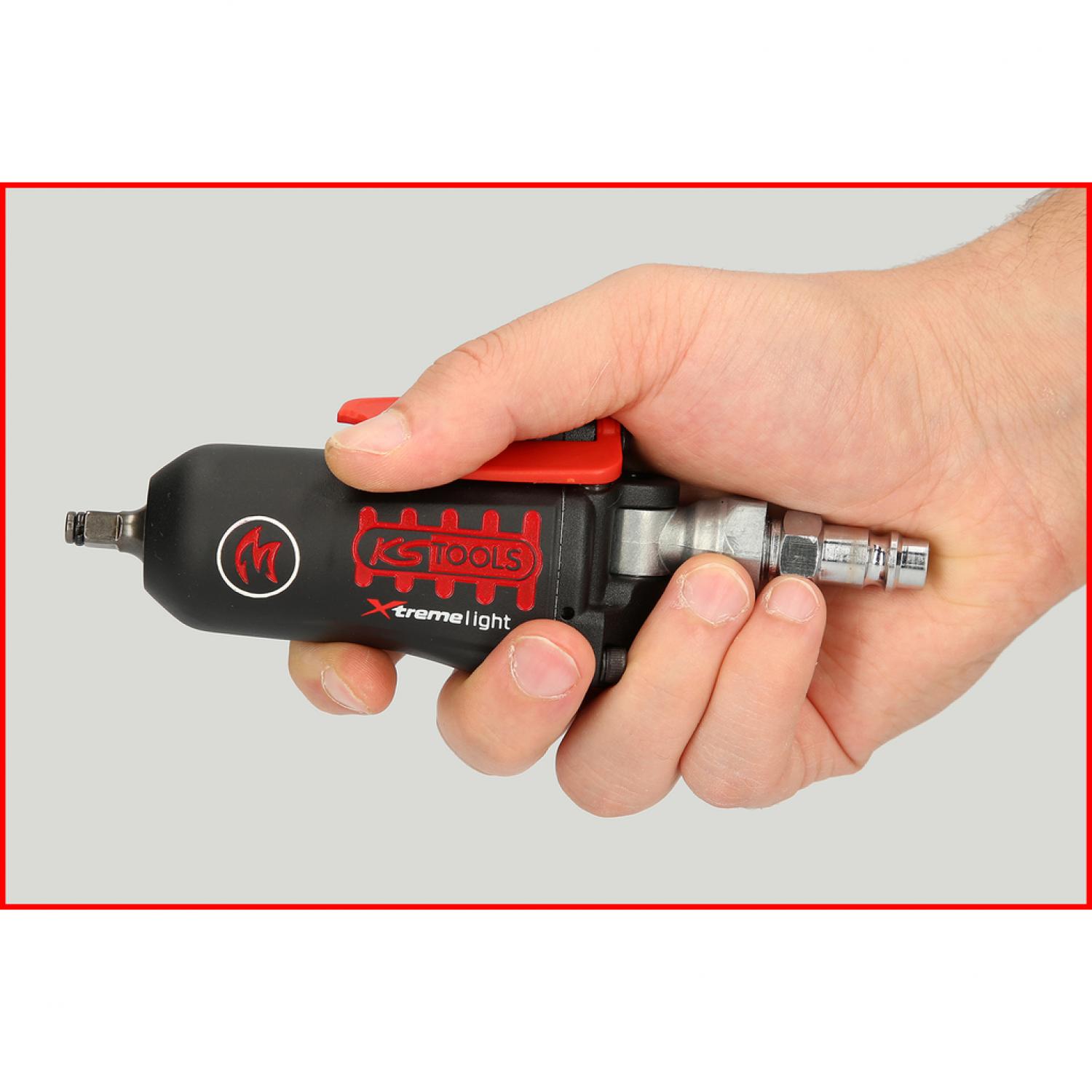 картинка 1/4 " MONSTER Xtremelight мини пневматический ударный гайковерт с переключателем, 108Nm от магазина "Элит-инструмент"